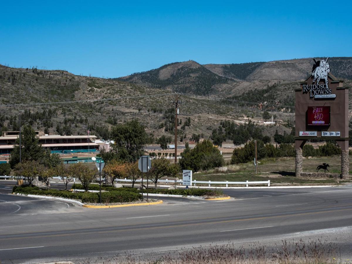 Apache Village Cabinette 11, Queen Bed, Midtown, Sleeps 2 Ruidoso Buitenkant foto