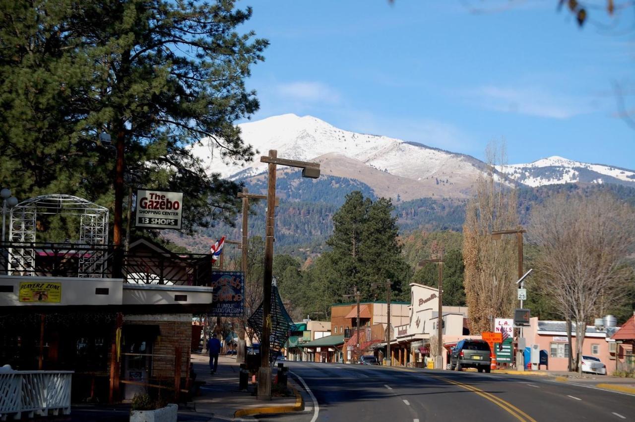 Apache Village Cabinette 11, Queen Bed, Midtown, Sleeps 2 Ruidoso Buitenkant foto